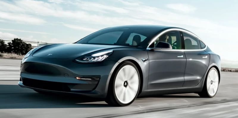 Tesla presentó nuevos modelos más baratos del Model Y y del Model 3, con precios que bajan de los 40 mil dólares. Foto: Archivo.