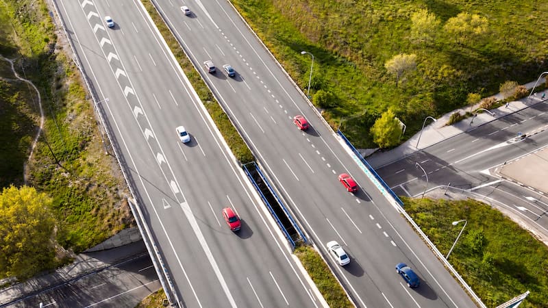 El proyecto contempla la construcción de nuevas calzadas, viaductos y pasos superiores e inferiores. Imagen ilustrativa.