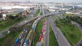 Dolor de cabeza para los conductores | La Alcaldía mantiene el cierre parcial de una importante avenida