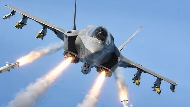 Despega el avión de combate furtivo más poderoso del mundo: el caza que redefine el poder militar y el orgullo de esta nación