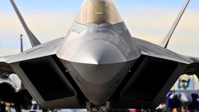 Tiemblan las potencias | Este país tiene al mejor avión del mundo y está listo para el combate: supera a China y Rusia