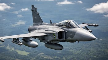 Un país quiere volver a ser potencia y construye el avión de guerra más temible de Latinoamérica: controlará todas las rutas aéreas