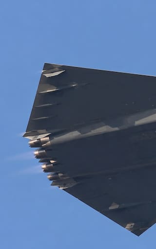 China presenta su avión invisible: vuela sin cola, burla cualquier radar y tiene al Pentágono en alerta máxima