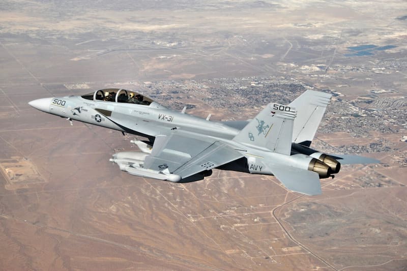 La reciente llegada de aviones de guerra electrónica EA-18G Growler de la Marina de Estados Unidos a Puerto Rico no pasó desapercibida para analistas militares ni para gobiernos de la región. Imagen: archivo.