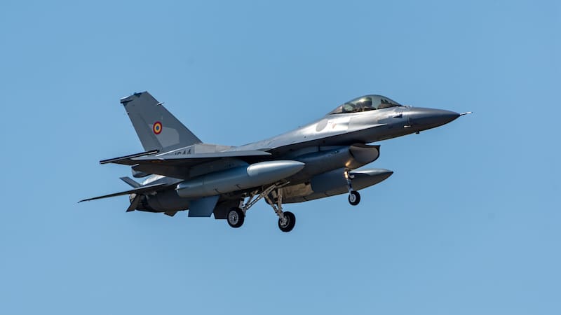 Preocupación en China y Estados Unidos: un país latino aceleró la compra de 24 aviones caza F-16.