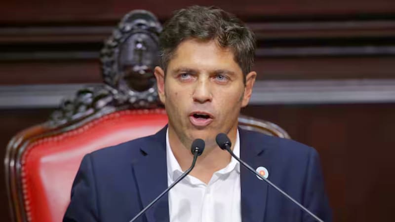 El gobernador cree que los reclamos que le realizan sus “primos” solo tienen como objetivo sujetarlo.