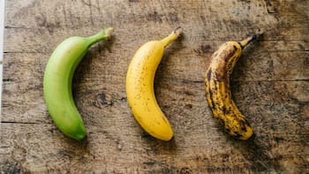 Banana verde, madura o muy madura: cuál es mejor y por qué recomiendan comerla en determinado punto