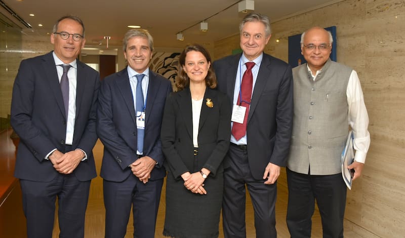 Caputo y Daza con Susana Cordeiro y su equipo en el Banco Mundial
