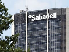 Banco Sabadell reorganiza su estructura con la IA como eje de transformación