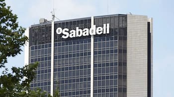 Banco Sabadell reorganiza su estructura con la IA como eje de transformación