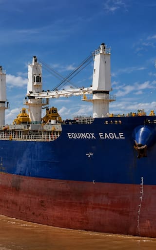 Un enorme barco ruso llegó a Sudamérica con 11.000 toneladas que convertirían a este país latino en potencia económica