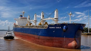 Un enorme barco ruso llegó a Sudamérica con 11.000 toneladas que convertirían a este país latino en potencia económica