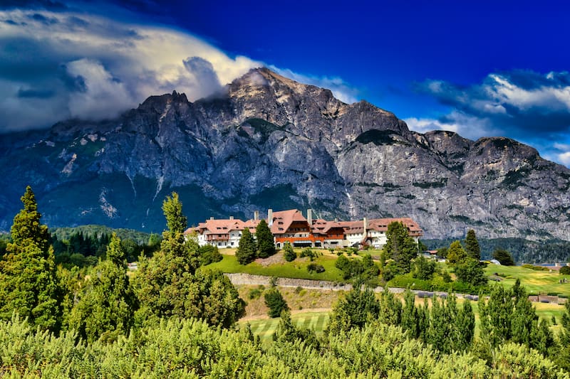 Bariloche busca voluntarios para el verano: ofrecen semanas de alojamiento por 25 horas de trabajos a la semana.
