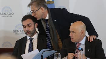 El Senado ya trata el Presupuesto modificado junto a funcionarios: cuándo puede votarse