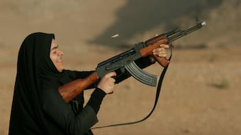 Irán confirmó la muerte del jefe de Basij: qué es y cómo opera la milicia señalada por reprimir protestas