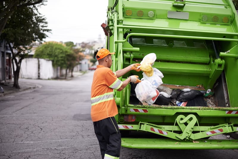 En la Ciudad de Buenos Aires existe un horario fijo para sacar la basura: de 19 a 21 horas.