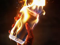 Adiós definitivo | Europa fuerza un cambio total en los móviles desde 2027: ya no te podrás quedar sin batería