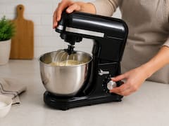 Se despiden las batidoras | Este nuevo electrodoméstico de Lidl prepara desde dulces hasta pan y masa de pizza: tiene 5 niveles de velocidad
