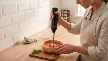 Adiós a las batidoras tradicionales | Este nuevo electrodoméstico de Lidl es multifunción: tritura y pica los alimentos en pocos minutos