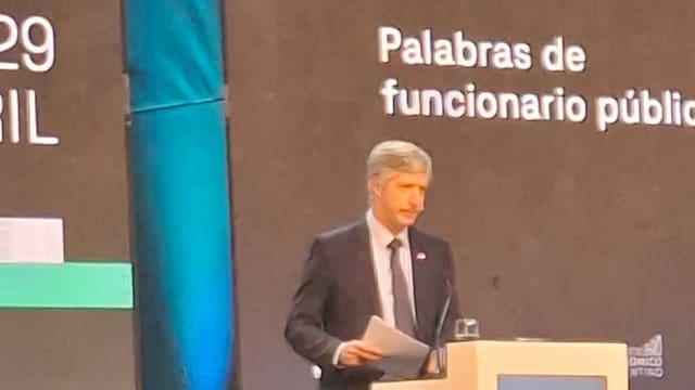 Bausili: “La política cambiaria está fuera de discusión y se abre una ventana para la remonetización”