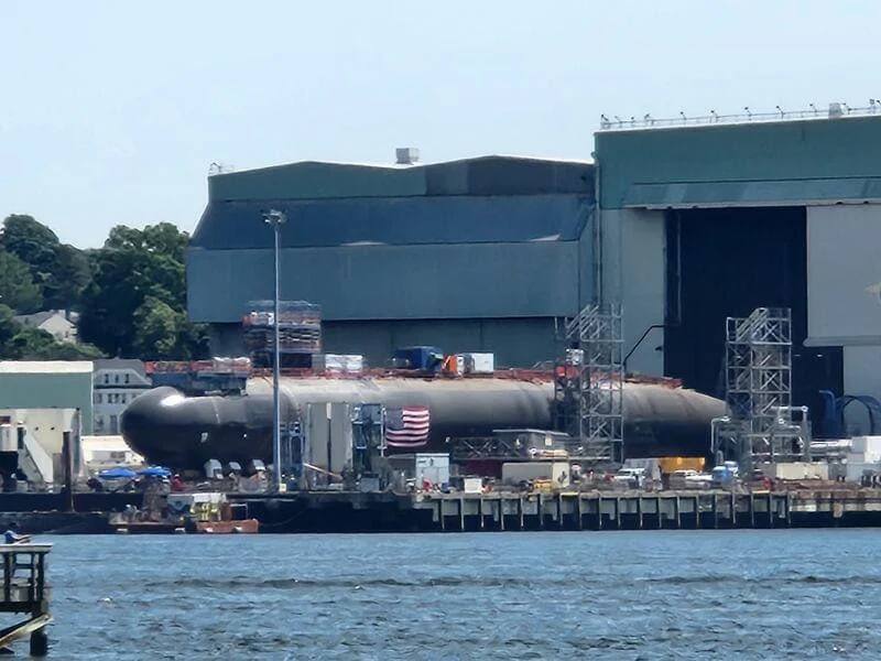 Bautismo del submarino nuclear estadounidense USS Idaho (SSN-799)