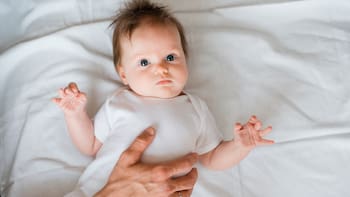 Adiós Ley del Registro Civil: el apellido materno ahora podría ir primero si no existe acuerdo entre los padres