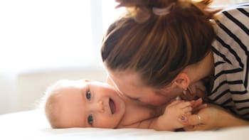 Oficial | Por decisión del Gobierno, los hijos podrán anotarse al nacer con un apellido distinto al de su padre o madre