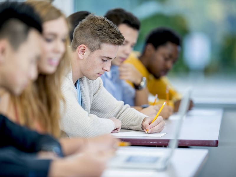 Universidades emblemáticas de una potencia mundial buscan estudiantes.