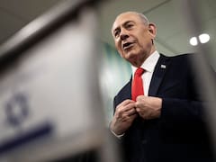Netanyahu gana las elecciones pero el bloque opositor lo supera en escaños, según los primeros sondeos