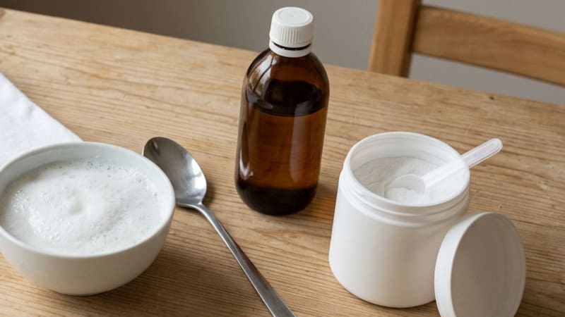 Mezclar bicarbonato con agua oxigenada: para qué sirve y por qué los expertos recomiendan tanto.