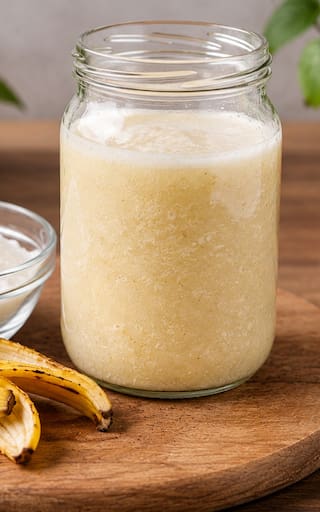 Mezclar cáscara de banana con agua y bicarbonato: para qué sirve y por qué lo recomiendan