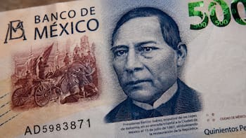Récord del superpeso: las razones detrás de la caída del tipo de cambio y el mito de la 4T