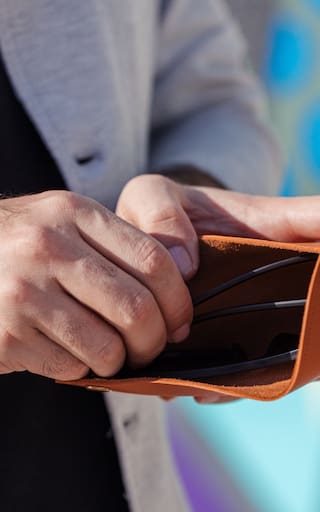 Qué significa ordenar los billetes de menor a mayor, según los psicólogos