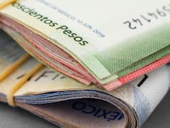 Es oficial: legisladores se dan puente de 6 días y un aguinaldazo de 40 días, pero congelan el aumento para los trabajadores