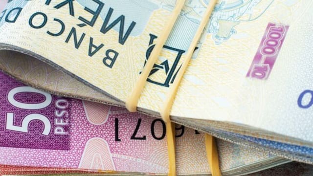 Freno a los billetes | No se permitirá efectuar compras con los de 500 y 1,000 pesos que presenten tal característica