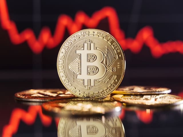 El precio de Bitcoin se hunde y alarma a los inversores: qué pasa con Ethereum