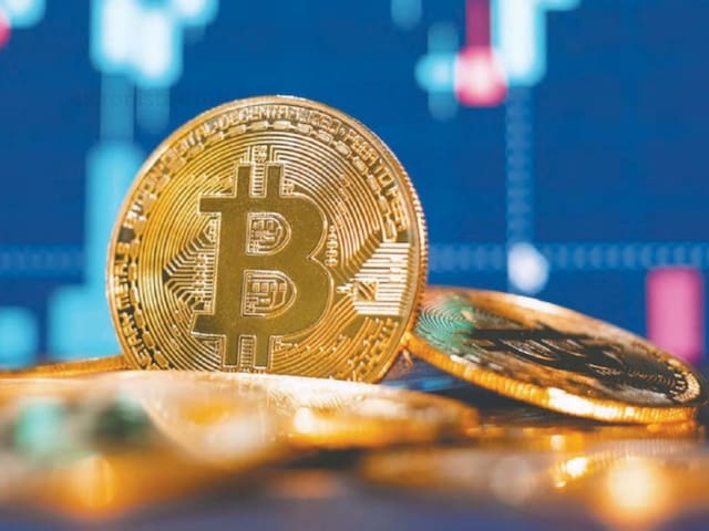 Bitcoin se derrumba y alarma a los inversores: a cuánto cotiza y qué pasa con Ethereum