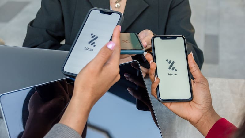 Bizum establece límites claros para transferencias de dinero. Superarlos puede activar bloqueos temporales.