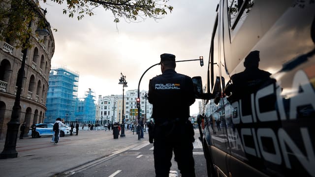 Atrapan al líder de Blocus España, señalado como impulsor de los saqueos en Barcelona: irá a prisión provisional sin fianza
