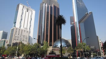 BMV en máximos históricos: 12 empresas alcanzan en 2025 niveles nunca vistos