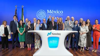 Frente bursátil: BMV y BIVA tocan la campana en el corazón de Wall Street durante Mexico Investment Week