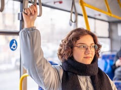 Adiós al auxilio de transporte: el Gobierno dejará de pagarlo a quienes ganen más de este monto en 2026