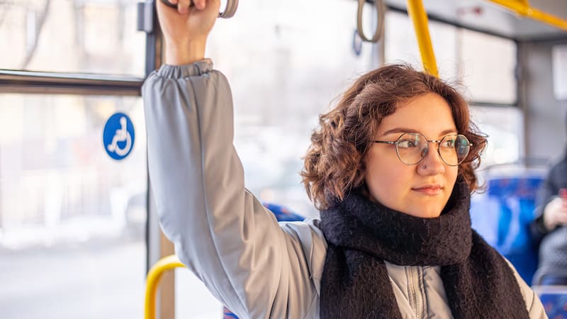 El Gobierno dejará de pagar el auxilio de transporte a quienes ganen más de este monto en 2026. (Fuente: archivo)