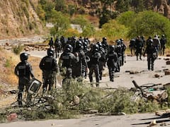 Bolivia: tras el pacto de la COB con Rodrigo Paz, el Gobierno avanza con el estado de excepción para desalojar los bloqueos