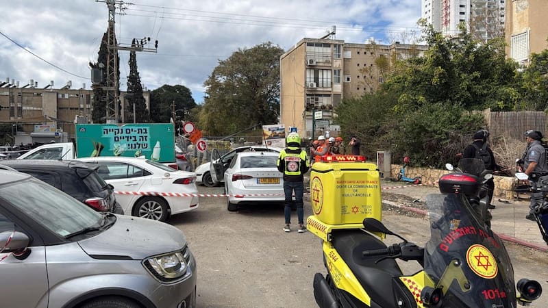 Un hombre de unos 40 años que trabajaba en una obra de la construcción murió por los impactos causados tras una andanada de misiles de Irán.