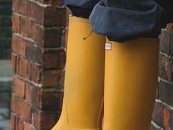 La marca inglesa de botas de lluvia más famosa abrió su primer local exclusivo y no eligió a Palermo