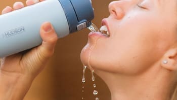 Ola de calor: la parte del cuerpo que hay que proteger del sol y que todos olvidan