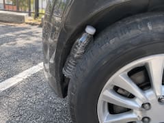 Alerta para conductores | Si encuentras una botella en la rueda del coche, no bajes sin hacer esto primero