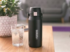 El médico y científico recomienda tomar agua con gas: “Puede ayudar al metabolismo de la glucosa y la pérdida de peso”