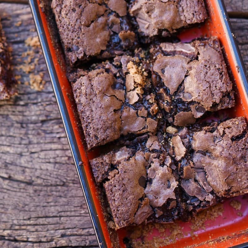 Así queda el brownie saludable de Natalia Penchas.